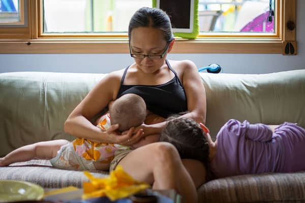 breastfeeding bonding