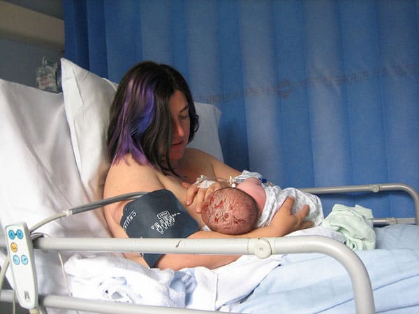breastfeeding immediately after birth