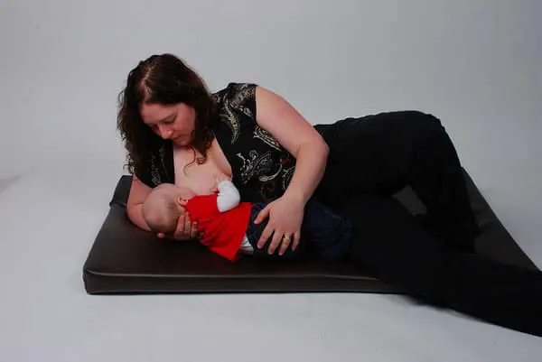 side lying breastfeeding hold